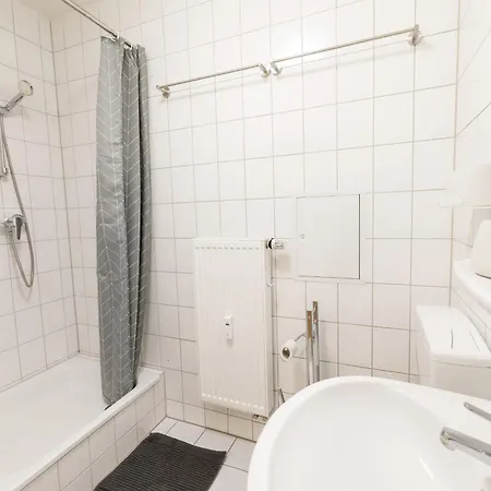 Lehastays - I 4 Einzelbetten Appartement *